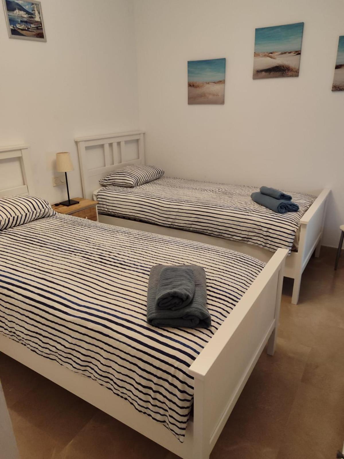 Quiet Family Apartment, 4 Pools, Close To The Beach And Golf, La Marina Alcaidesa 9 02 Bagian luar foto