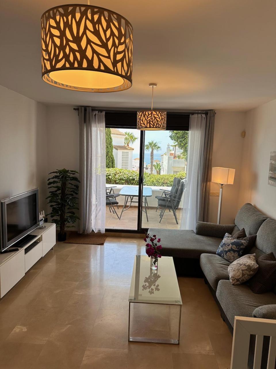 Quiet Family Apartment, 4 Pools, Close To The Beach And Golf, La Marina Alcaidesa 9 02 Bagian luar foto